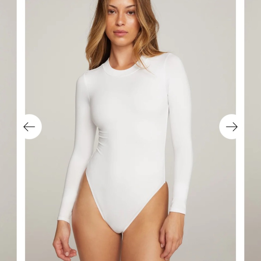 GOOD AMERICAN- Good Form Crewneck body suit